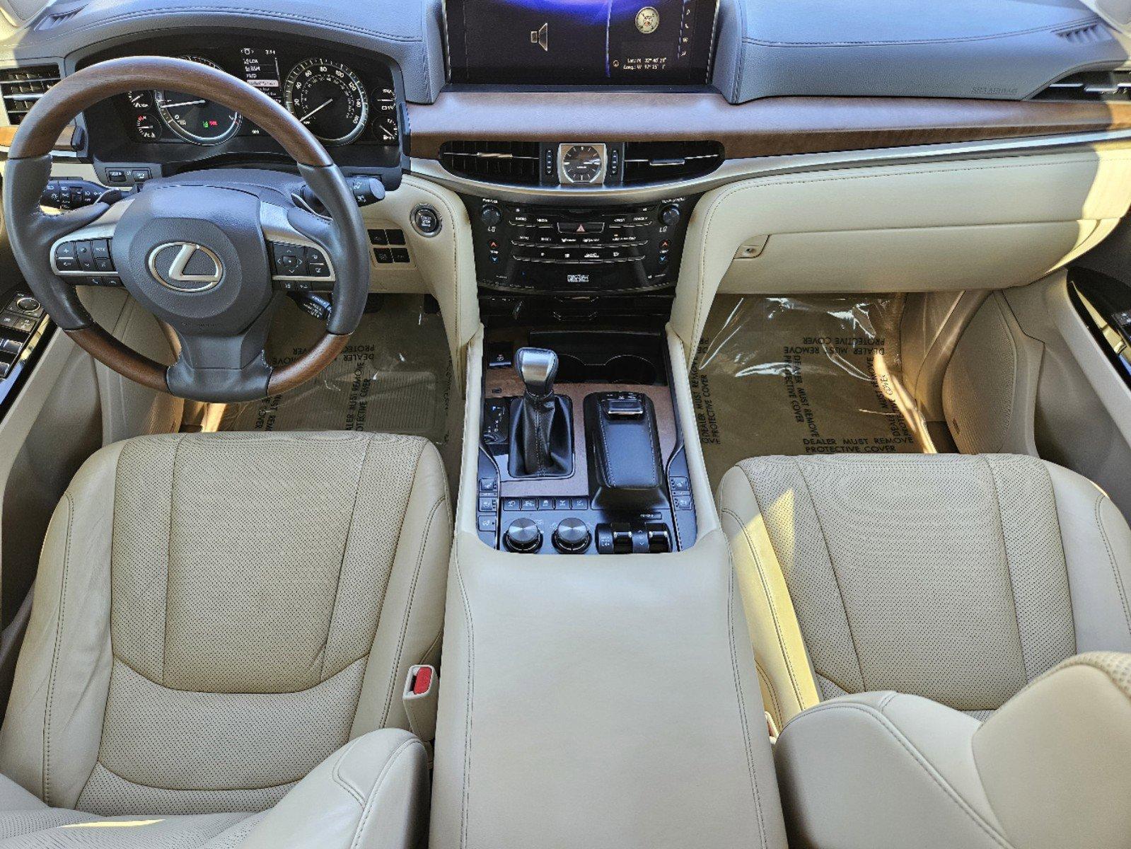 2019 Lexus LX 570 Vehicle Photo in FORT WORTH, TX 76132