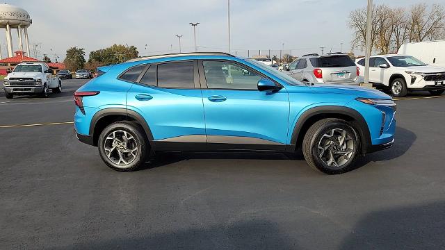 2025 Chevrolet Trax Vehicle Photo in JOLIET, IL 60435-8135