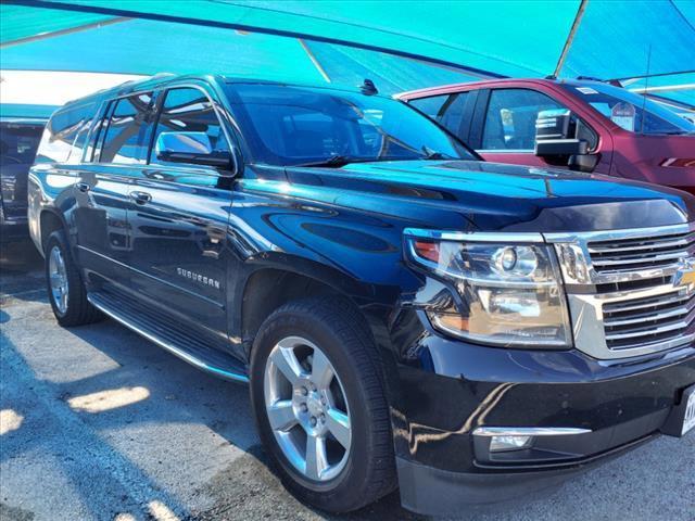 2019 Chevrolet Suburban Vehicle Photo in DENTON, TX 76210-9321