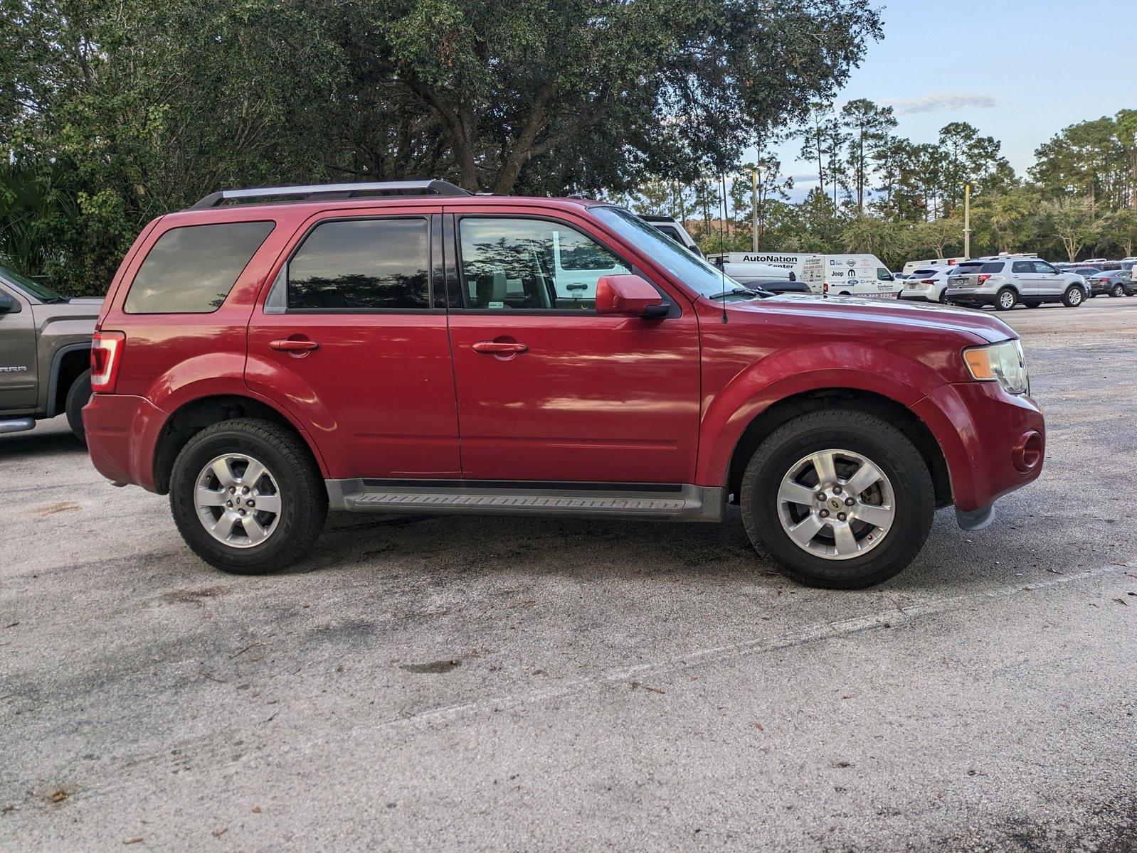 2011 Ford Escape Vehicle Photo in Jacksonville, FL 32244