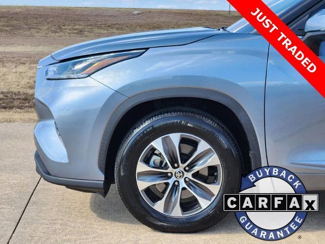 2021 Toyota Highlander Vehicle Photo in Denison, TX 75020