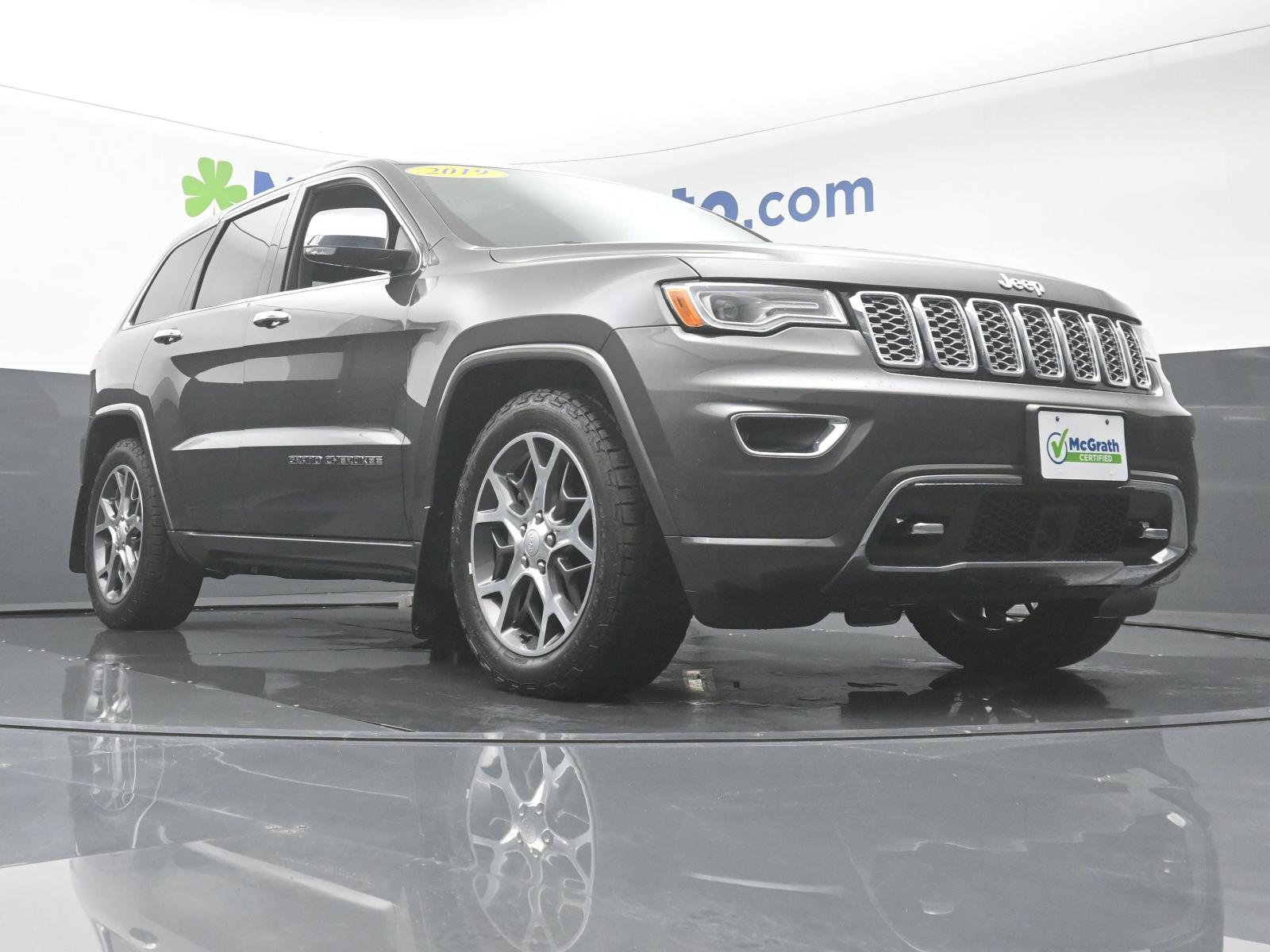 2019 Jeep Grand Cherokee Vehicle Photo in Cedar Rapids, IA 52402