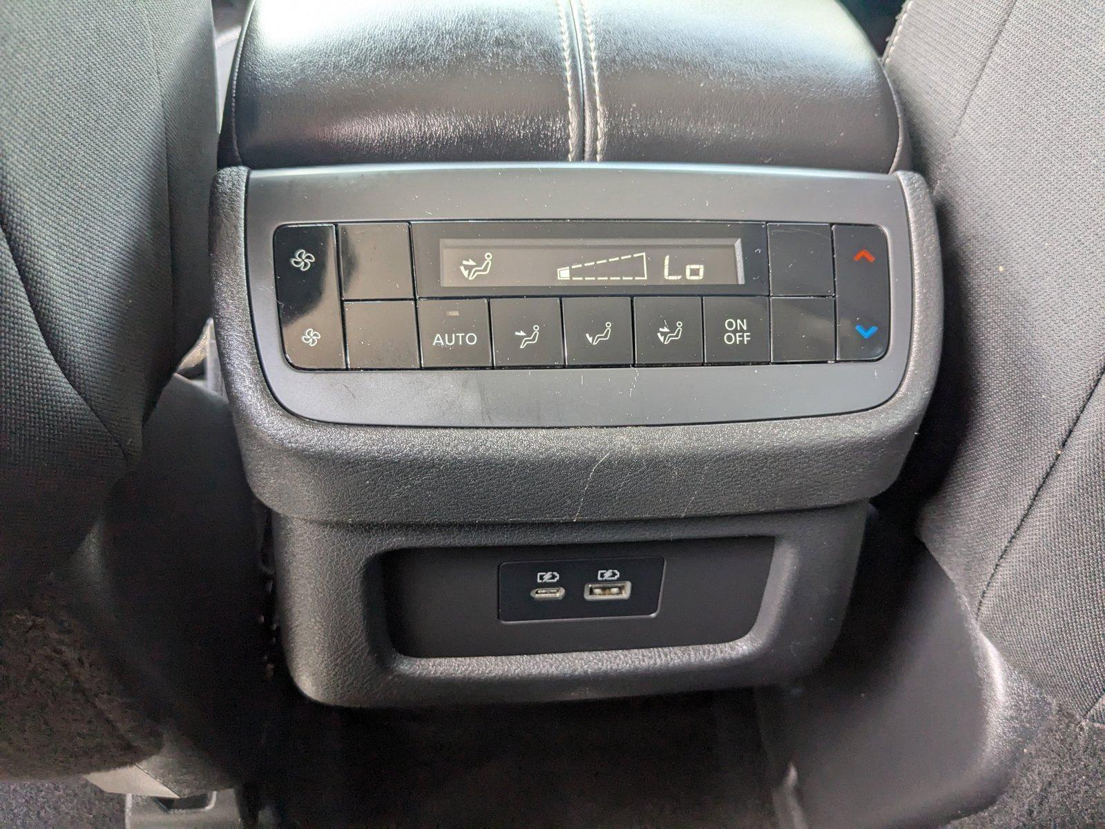 2022 Nissan Pathfinder Vehicle Photo in Miami, FL 33135