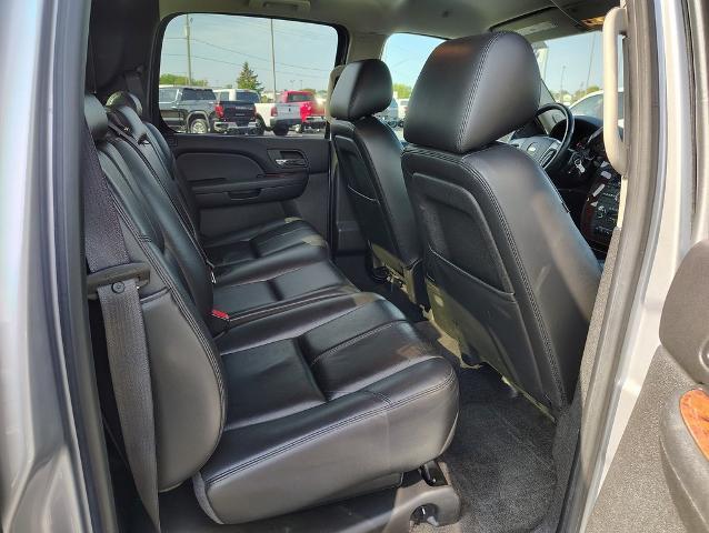 2012 Chevrolet Avalanche Vehicle Photo in GREEN BAY, WI 54304-5303