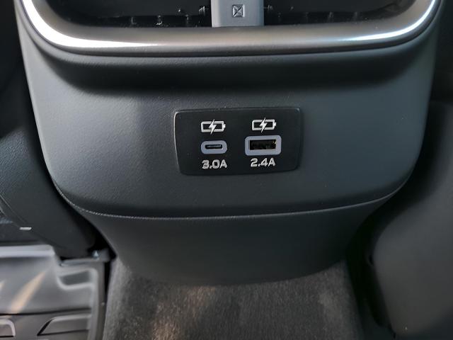 2025 Subaru Legacy Vehicle Photo in Green Bay, WI 54304