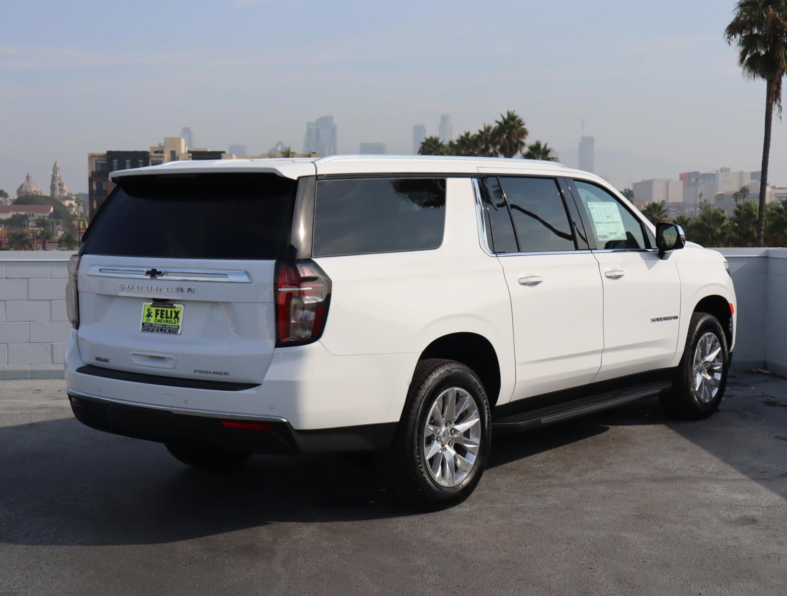 2024 Chevrolet Suburban Vehicle Photo in LOS ANGELES, CA 90007-3794