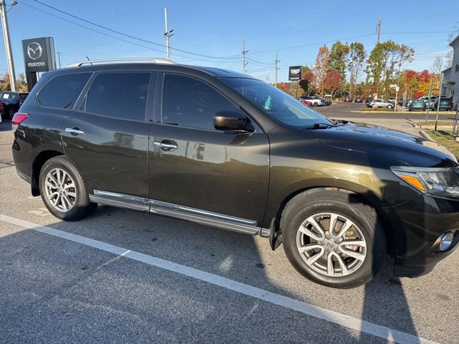 2016 Nissan Pathfinder Vehicle Photo in Trevose, PA 19053