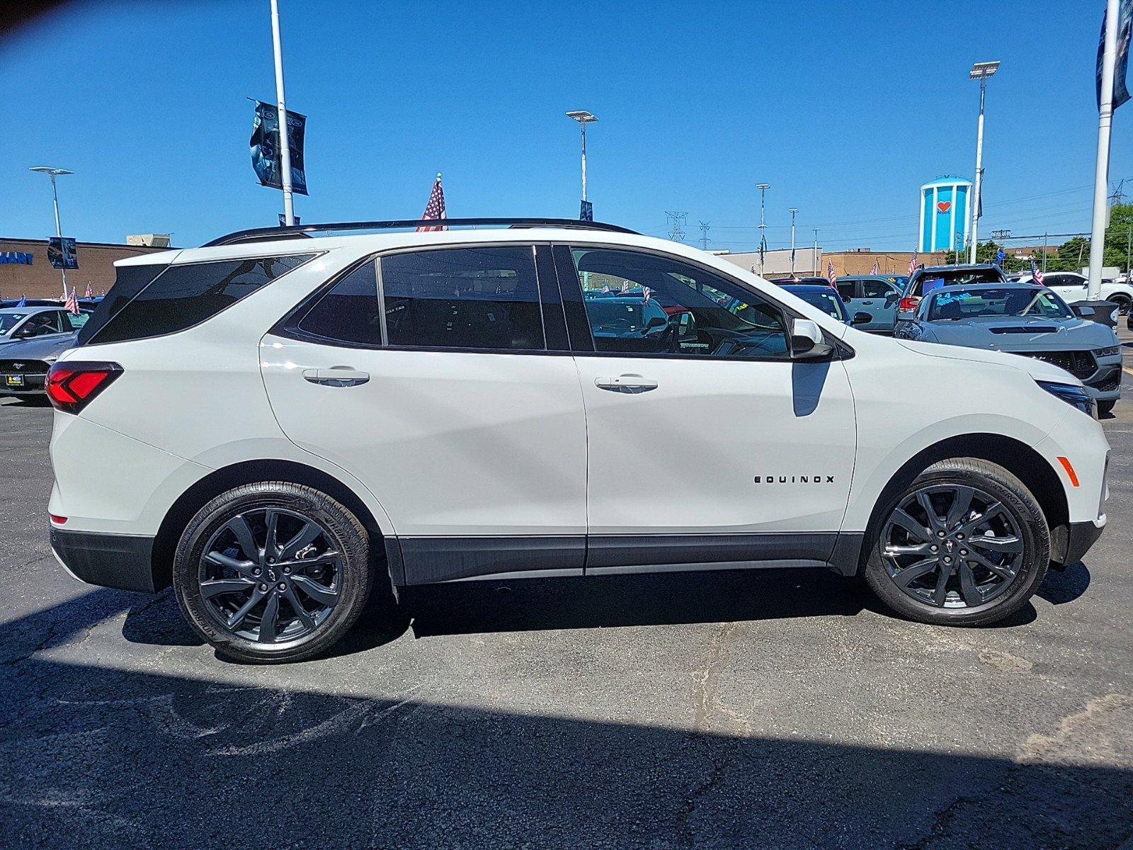 2023 Chevrolet Equinox Vehicle Photo in Saint Charles, IL 60174