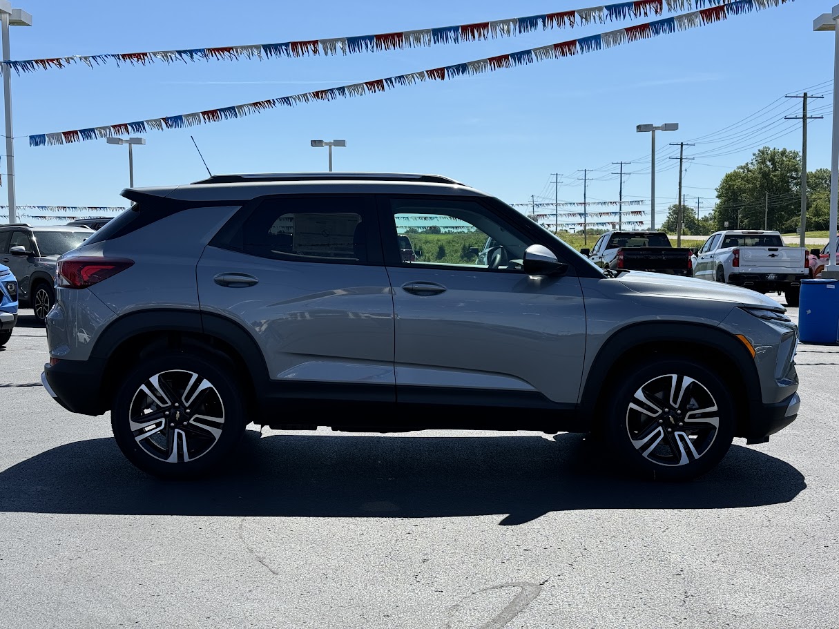 2024 Chevrolet Trailblazer Vehicle Photo in BOONVILLE, IN 47601-9633