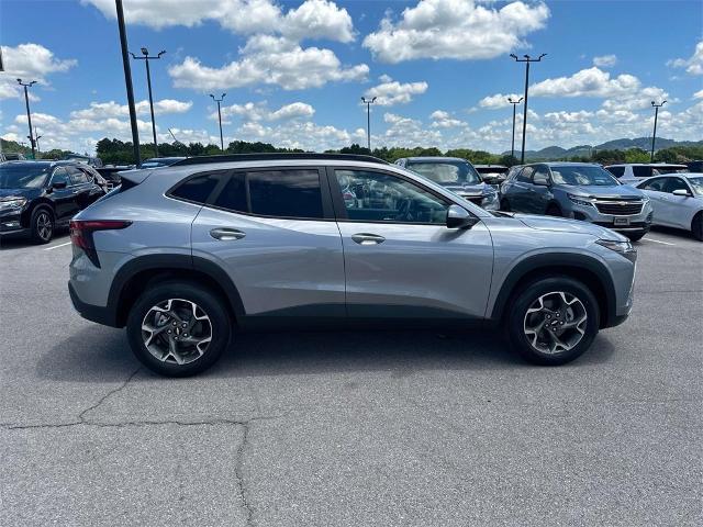 2025 Chevrolet Trax Vehicle Photo in ALCOA, TN 37701-3235