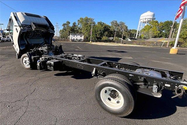 2025 Chevrolet 4500 HD LCF Diesel Vehicle Photo in INDEPENDENCE, MO 64055-1314