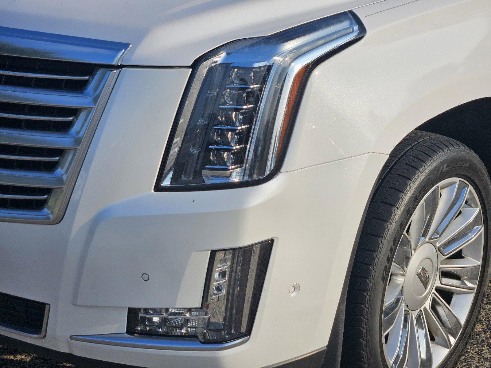 2019 Cadillac Escalade Vehicle Photo in FORT WORTH, TX 76132