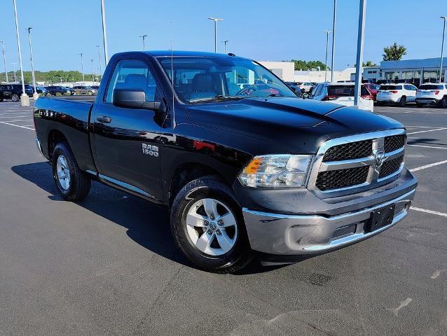 2016 Ram 1500 Vehicle Photo in GREEN BAY, WI 54304-5303