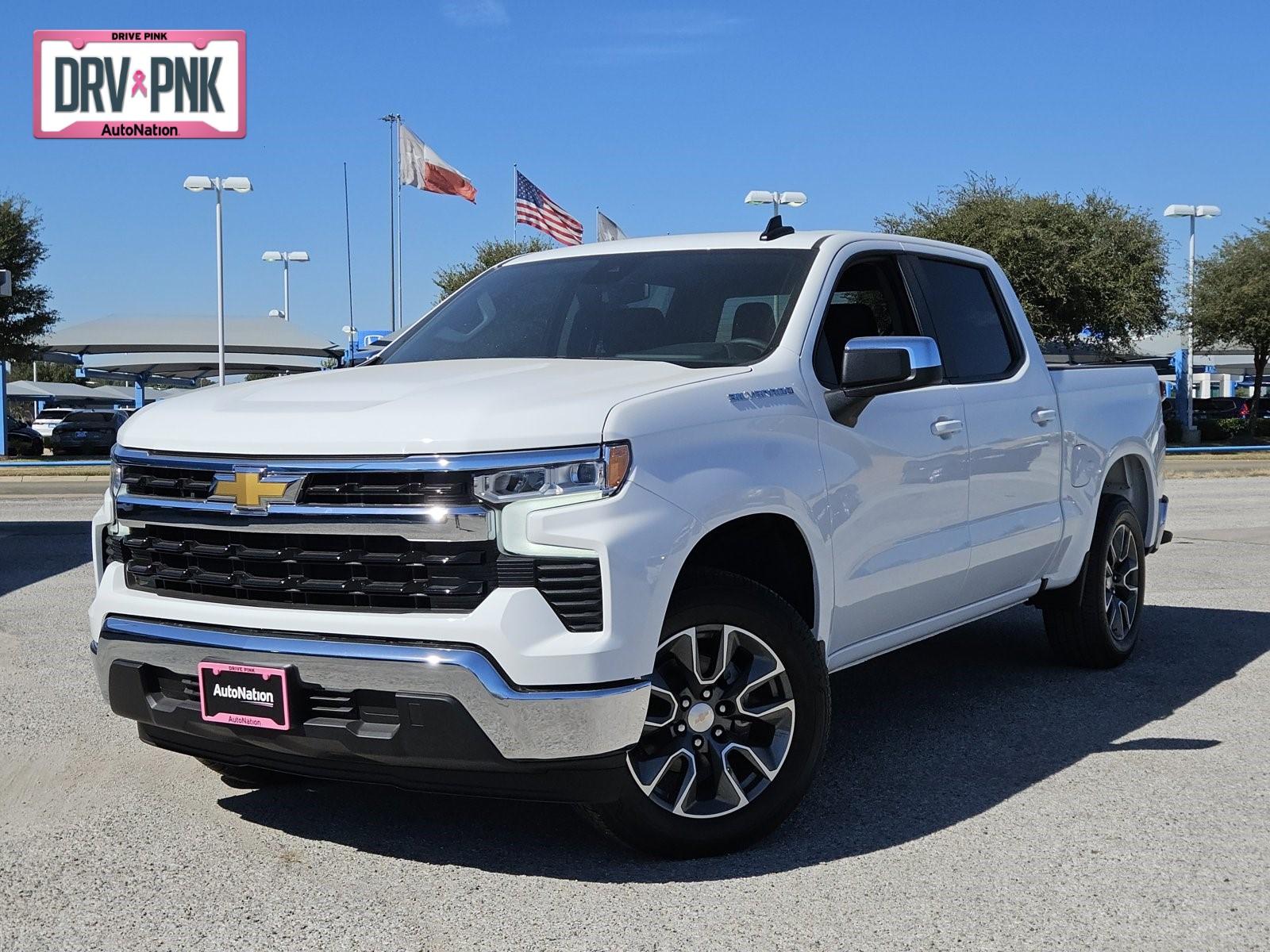 2025 Chevrolet Silverado 1500 Vehicle Photo in NORTH RICHLAND HILLS, TX 76180-7199