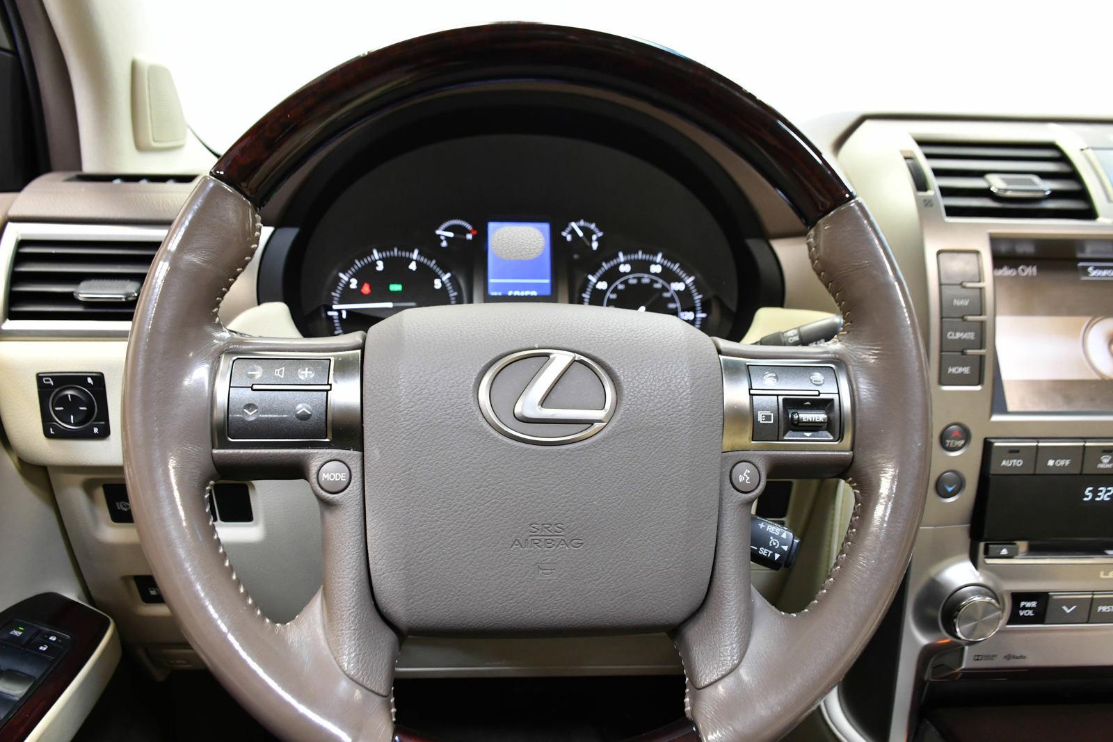 2017 Lexus GX 460 Vehicle Photo in DALLAS, TX 75235