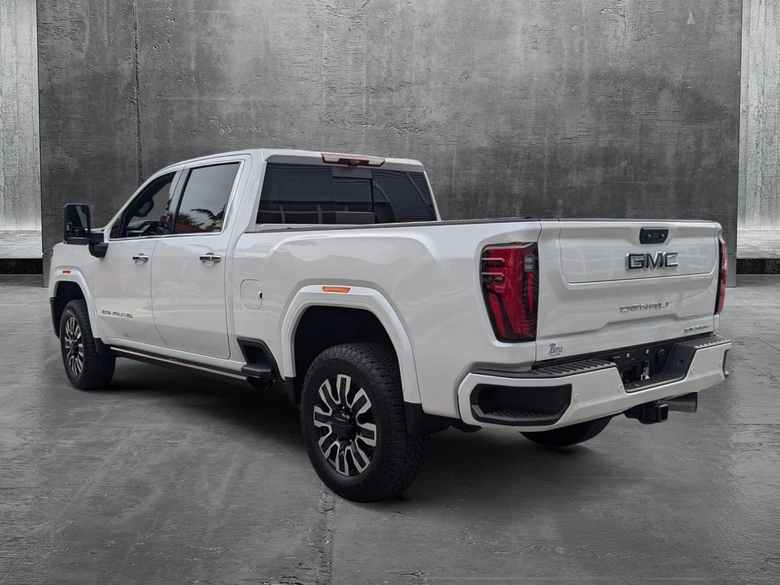 2024 GMC Sierra 2500 HD Vehicle Photo in Pompano Beach, FL 33064