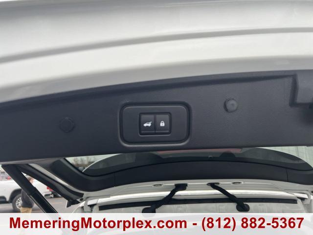 2023 Nissan Pathfinder Vehicle Photo in VINCENNES, IN 47591-5519