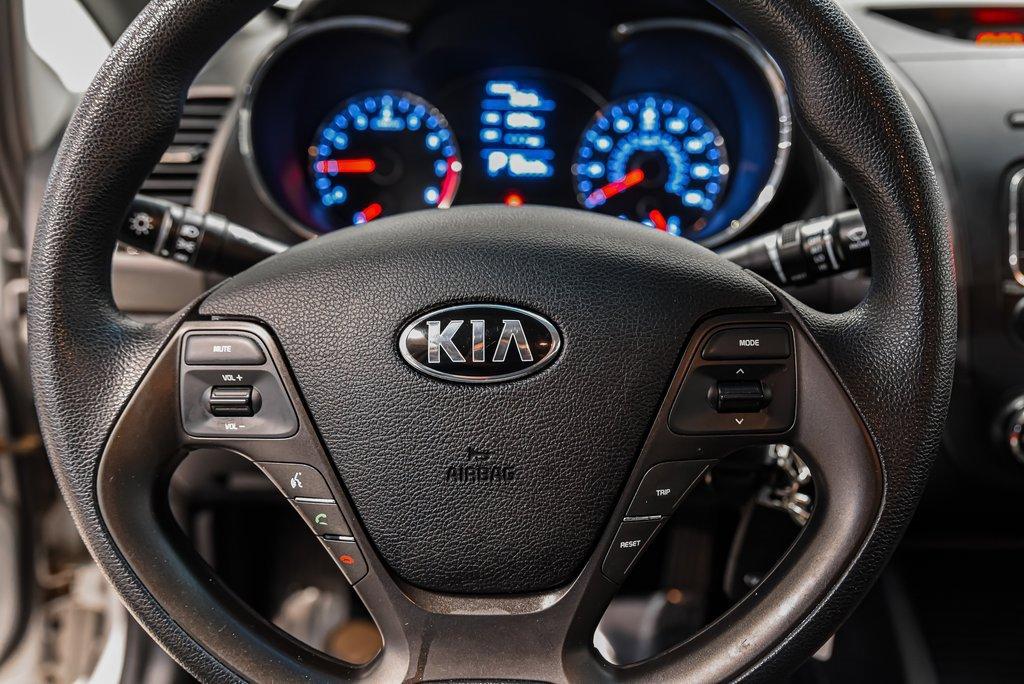 2016 Kia Forte Vehicle Photo in AKRON, OH 44320-4088