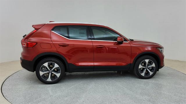 2024 Volvo XC40 Vehicle Photo in Grapevine, TX 76051