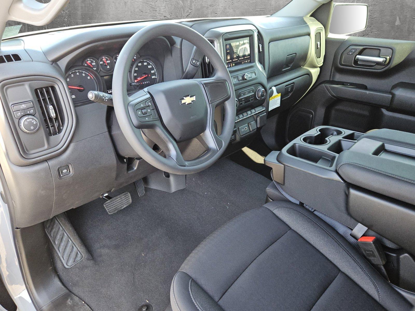 2024 Chevrolet Silverado 1500 Vehicle Photo in MESA, AZ 85206-4395