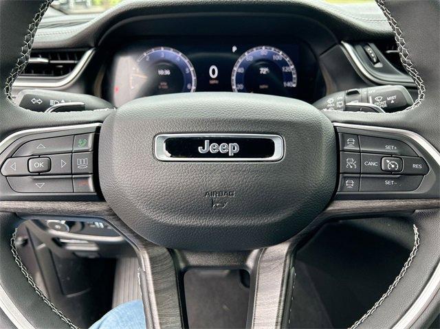 2024 Jeep Grand Cherokee L Vehicle Photo in BOWLING GREEN, KY 42104-4102