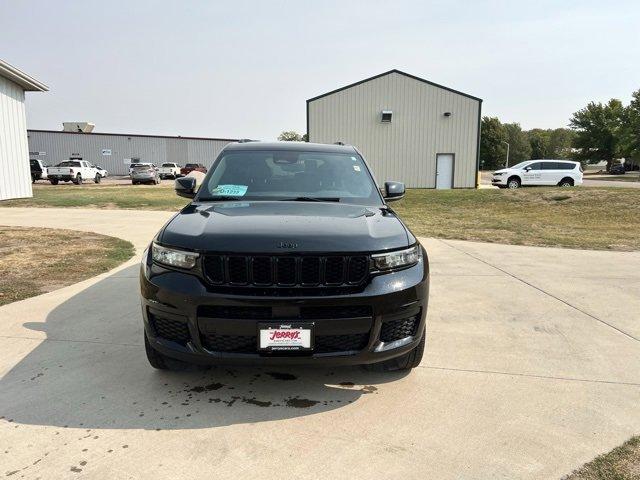 Used 2022 Jeep Grand Cherokee L Altitude with VIN 1C4RJKAGXN8559169 for sale in Beresford, SD