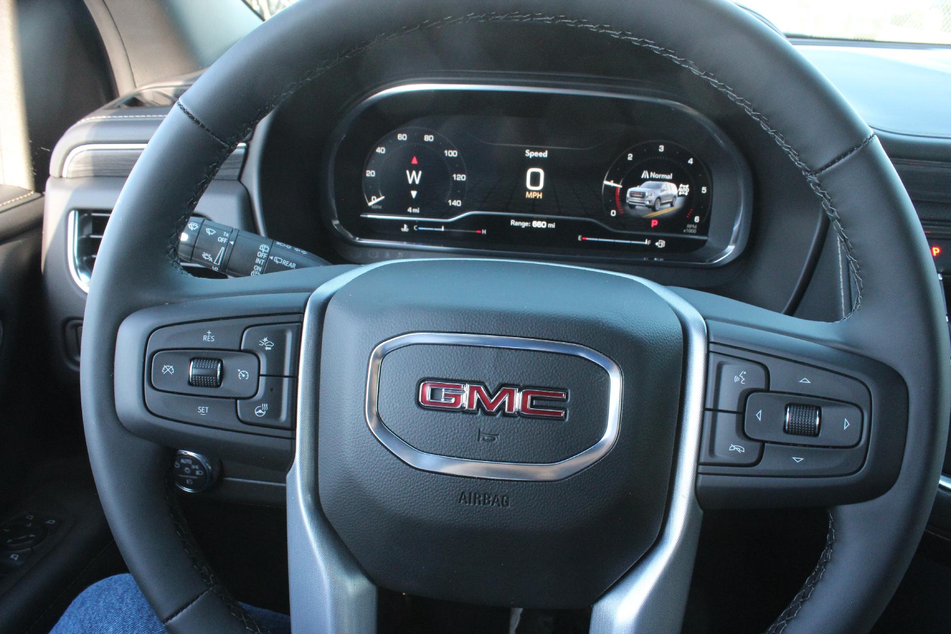 2024 GMC Yukon XL Vehicle Photo in AURORA, CO 80012-4011