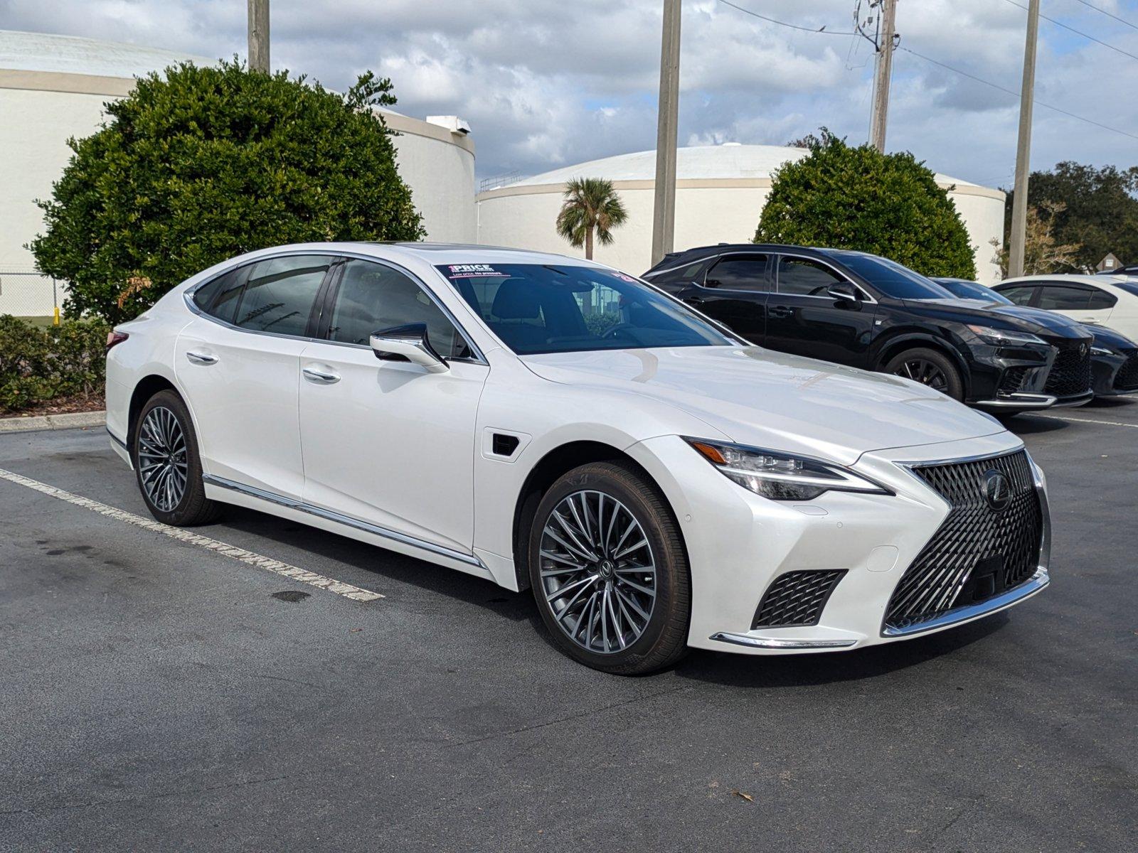 2024 Lexus LS 500h Vehicle Photo in Clearwater, FL 33761