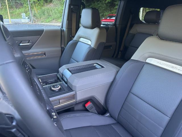 2025 GMC HUMMER EV SUV Vehicle Photo in MARION, NC 28752-6372