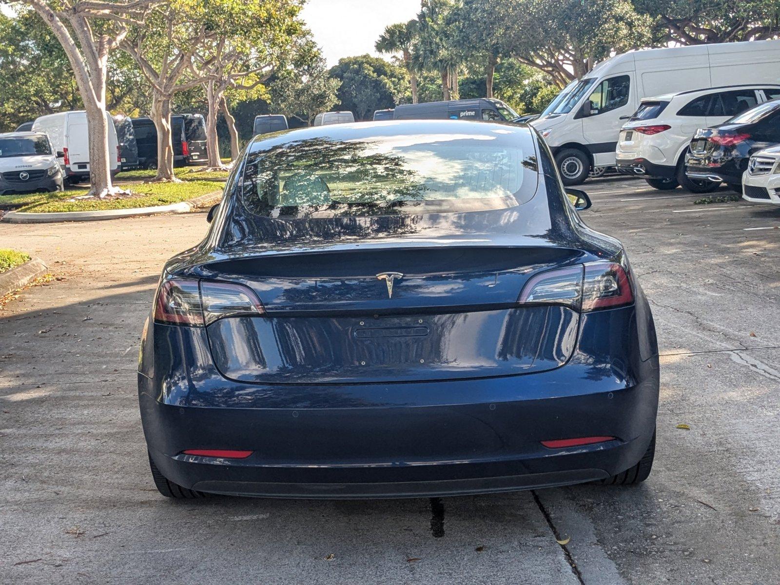 2018 Tesla Model 3 Vehicle Photo in Coconut Creek, FL 33073