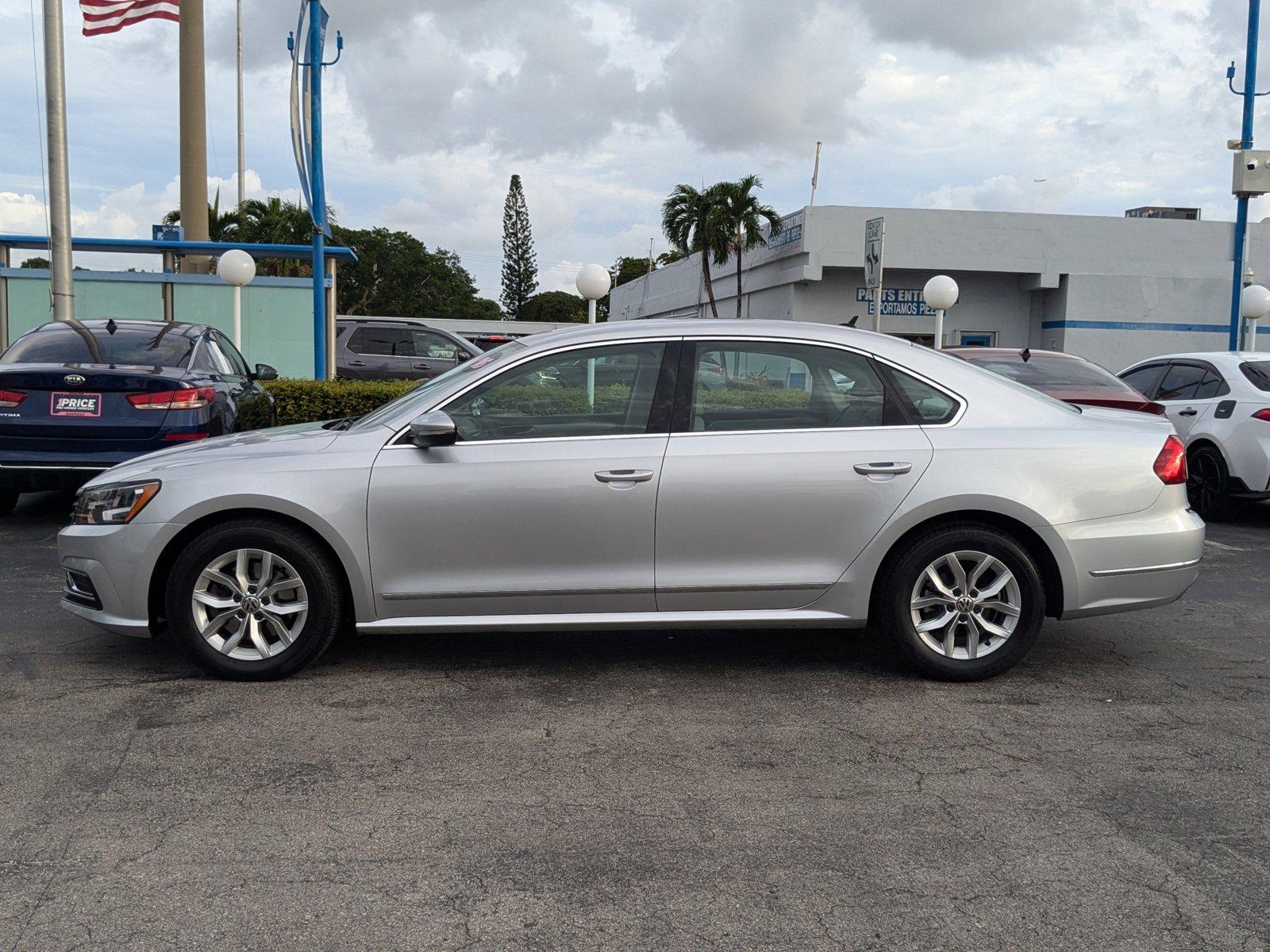 2016 Volkswagen Passat Vehicle Photo in Jacksonville, FL 32244