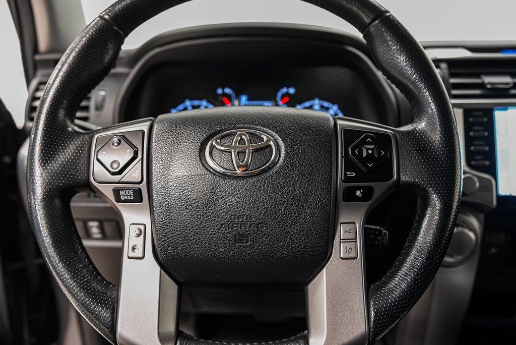 2020 Toyota 4Runner Vehicle Photo in AKRON, OH 44320-4088