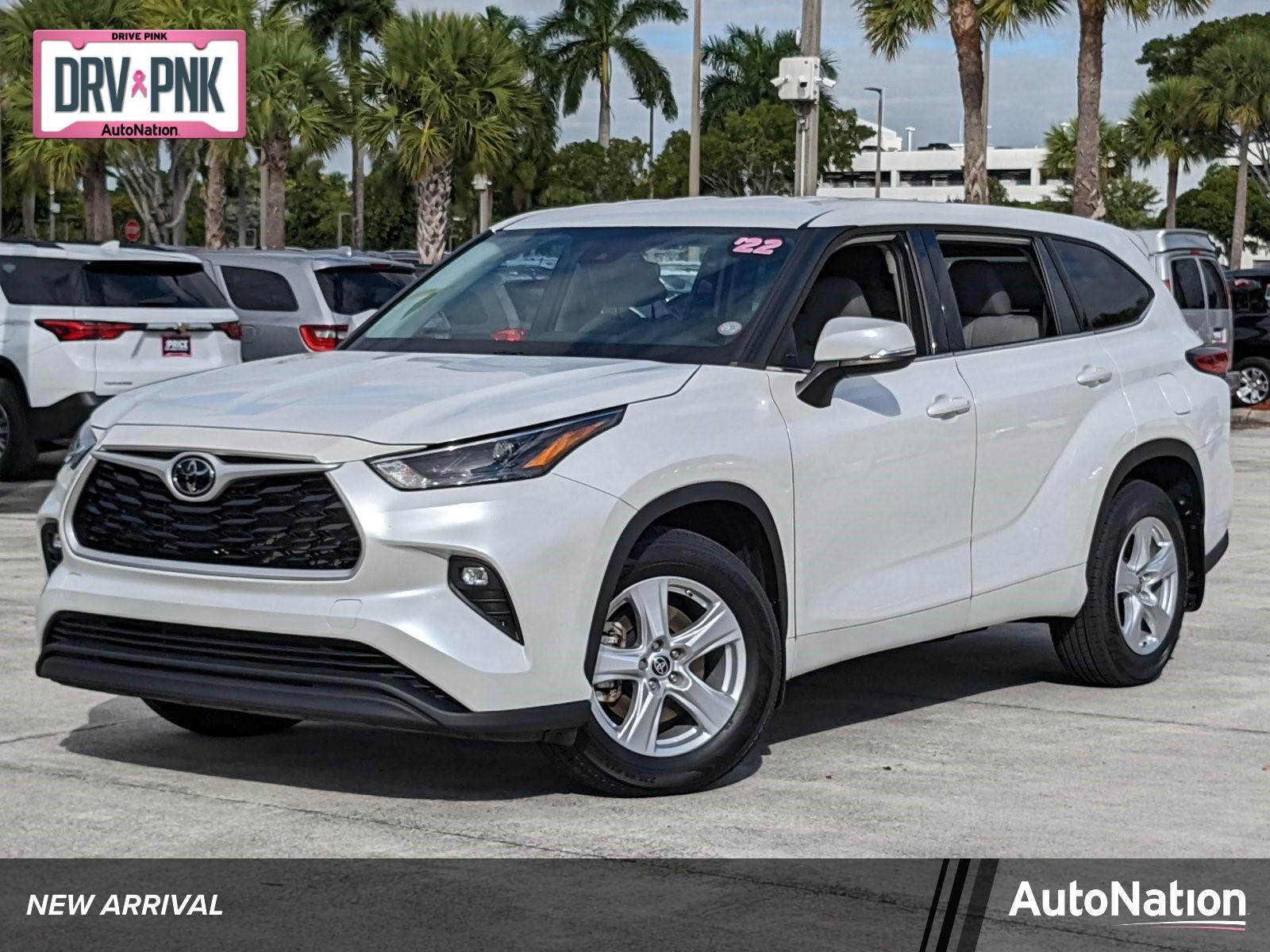 2022 Toyota Highlander Vehicle Photo in Davie, FL 33331