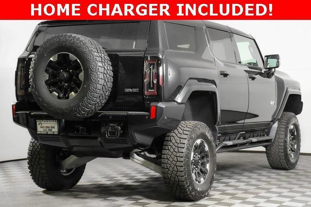 2024 GMC HUMMER EV SUV Vehicle Photo in PUYALLUP, WA 98371-4149