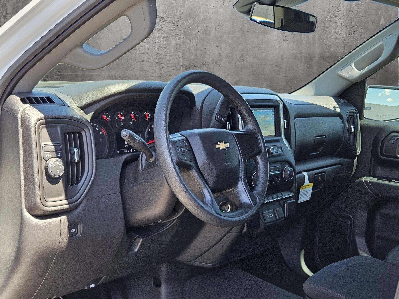 2024 Chevrolet Silverado 1500 Vehicle Photo in NORTH RICHLAND HILLS, TX 76180-7199