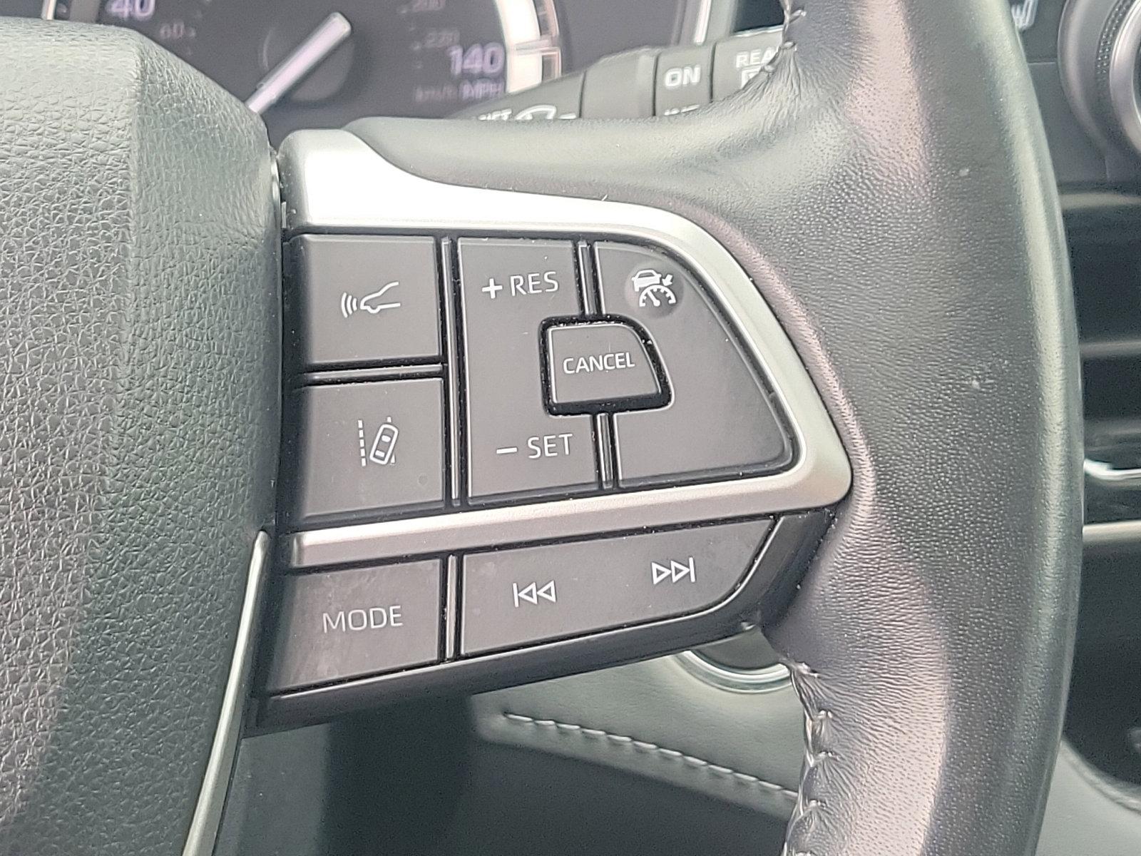 2022 Toyota Highlander Vehicle Photo in Trevose, PA 19053