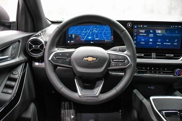 2025 Chevrolet Equinox Vehicle Photo in EVERETT, WA 98203-5662