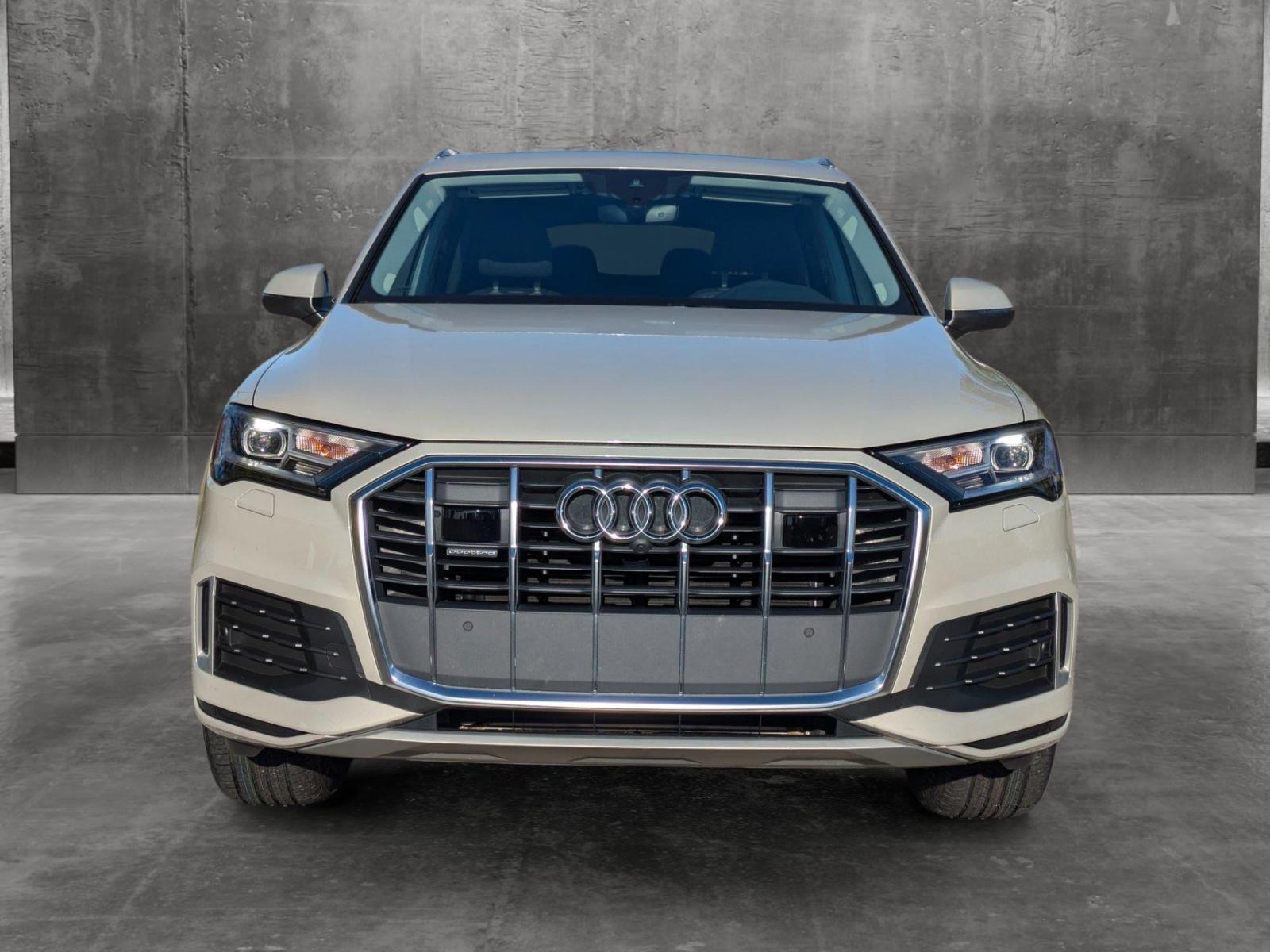 2021 Audi Q7 Vehicle Photo in Sarasota, FL 34231