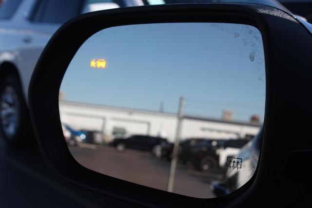 2024 GMC Acadia Vehicle Photo in AURORA, CO 80012-4011