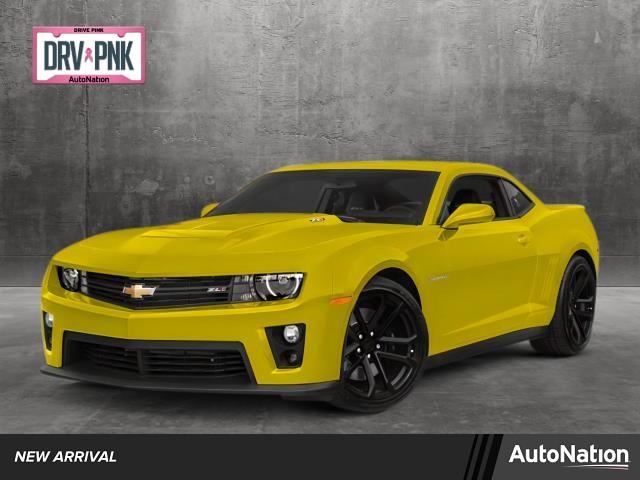 2014 Chevrolet Camaro Vehicle Photo in VALENCIA, CA 91355-1705