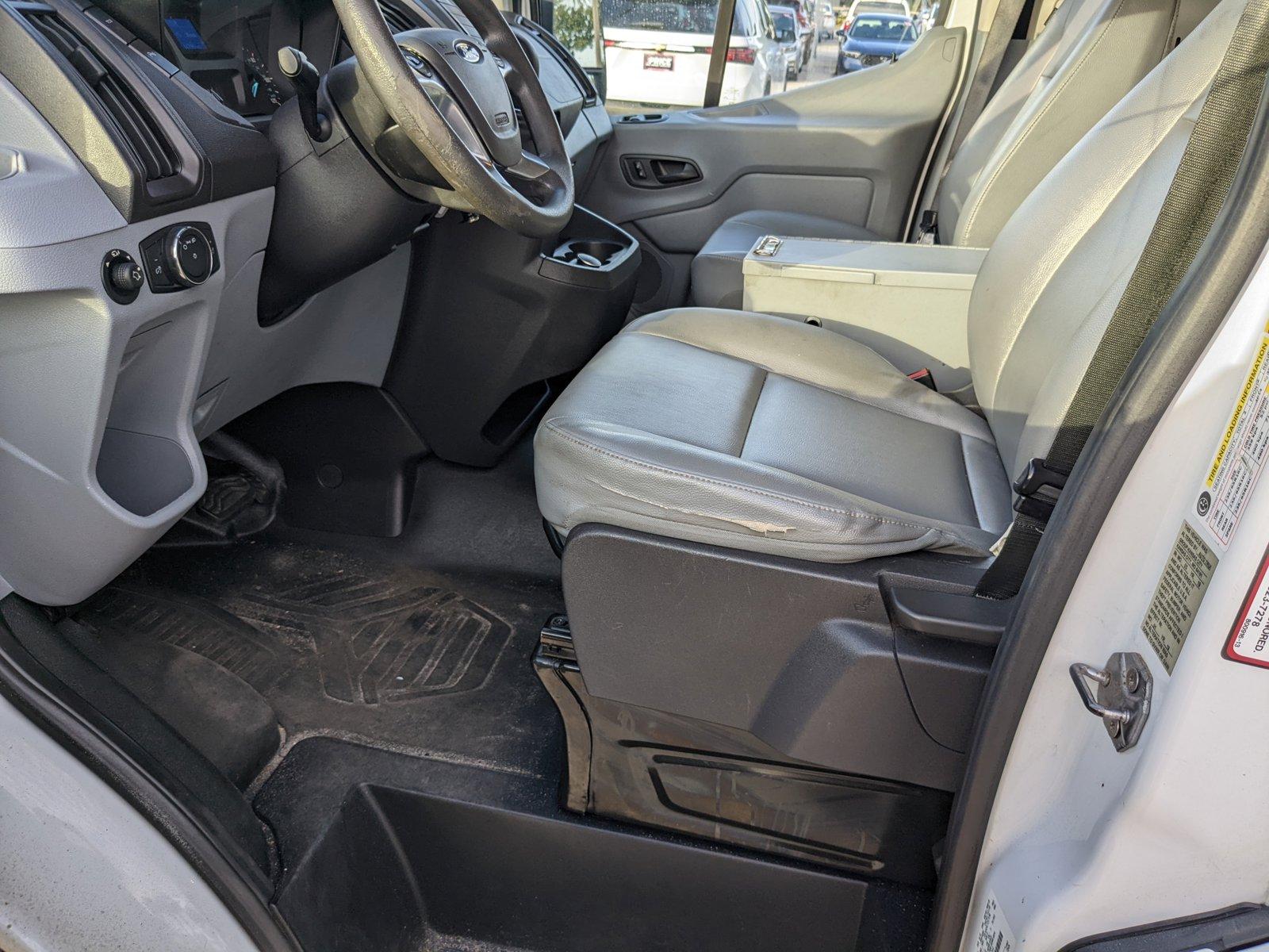 2019 Ford Transit Van Vehicle Photo in Davie, FL 33331