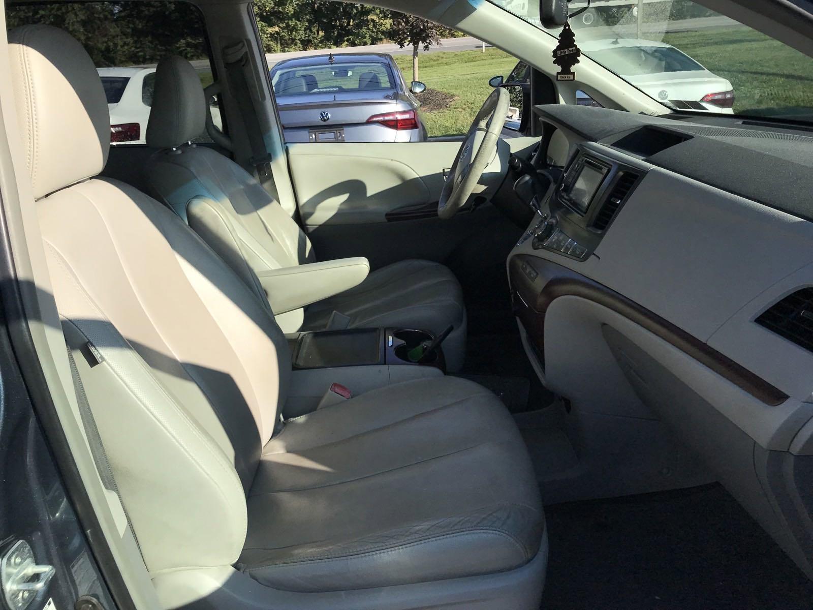 2013 Toyota Sienna Vehicle Photo in Mechanicsburg, PA 17050