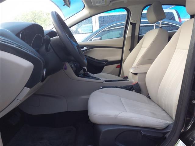 2015 Ford Focus Vehicle Photo in DENTON, TX 76210-9321