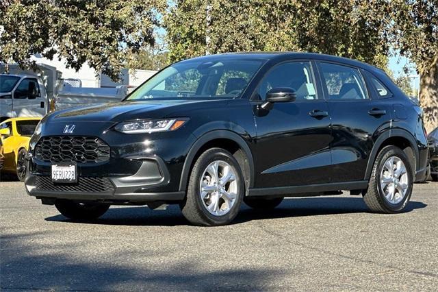 2023 Honda HR-V Vehicle Photo in ELK GROVE, CA 95757-8703