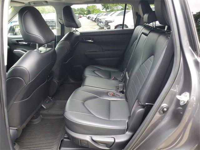 2021 Toyota Highlander Vehicle Photo in SUNRISE, FL 33323-3202