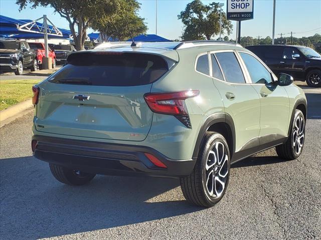 2024 Chevrolet Trax Vehicle Photo in DENTON, TX 76210-9321