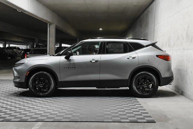 2025 Chevrolet Blazer Vehicle Photo in EVERETT, WA 98203-5662