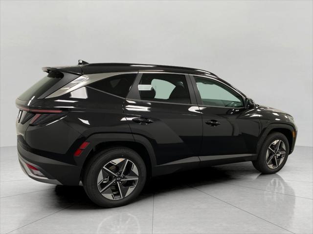 2025 Hyundai TUCSON Hybrid Vehicle Photo in Appleton, WI 54913