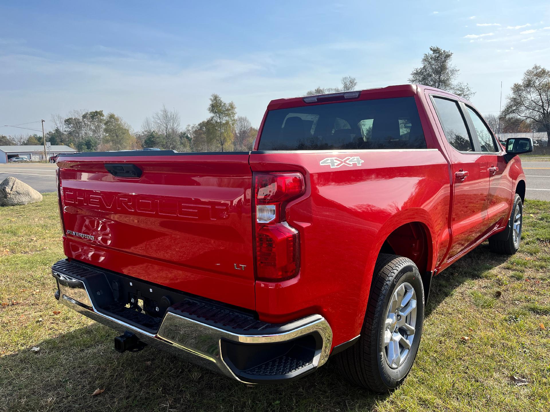 2025 Chevrolet Silverado 1500 Vehicle Photo in CLARE, MI 48617-9414