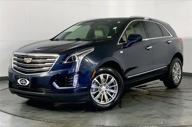 2017 Cadillac XT5 Vehicle Photo in INDEPENDENCE, MO 64055-1377